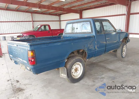 1984 Datsun 720 King Cab 4X4 z USA, uszkodzony, nr VIN JN6ND06Y6EW008094